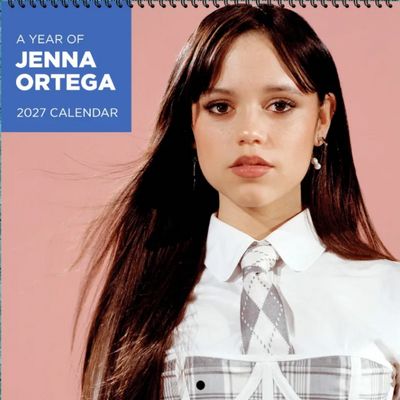 Jenna Ortega 2027 Wall Calendar